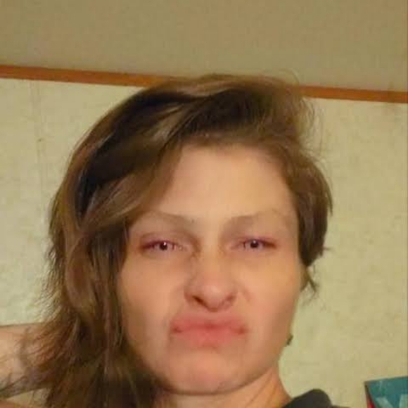 Meet your Posher, Darlys - Picture 2 of 3